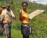 Recognition and allocation of propriety and user rights over land in Burundi (©SDC)