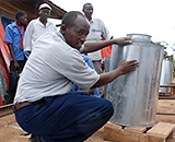 Workshop on making metal silos for grain storage, Kenya (Photo: A. Wamalwa/CIMMYT)
