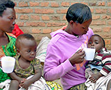 Infant and young children feeding, Rwanda (Photo: Marlene Heeb)